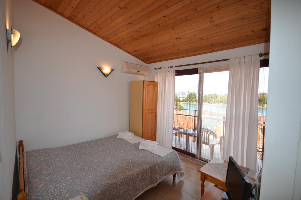 Guest House Olimpia Sozopol Bagian luar foto
